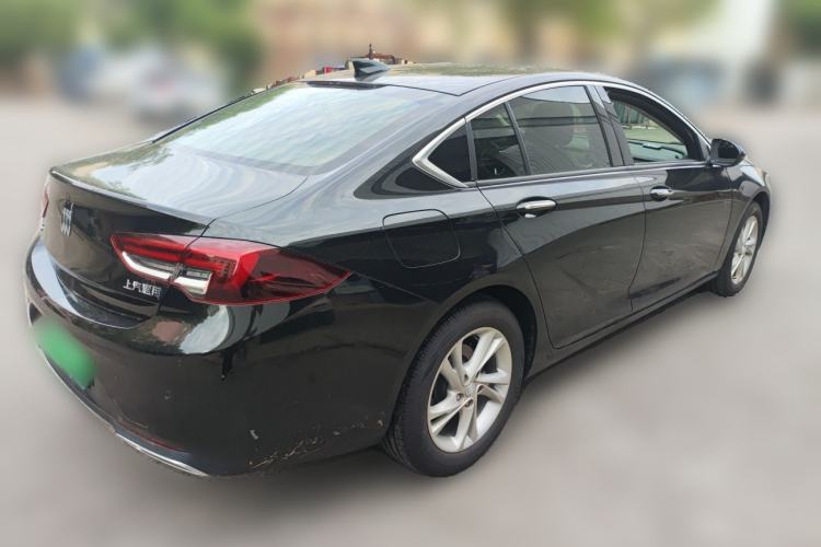 Used Buick Regal 2024 25T Deluxe Edition Rear Right 45 Deg