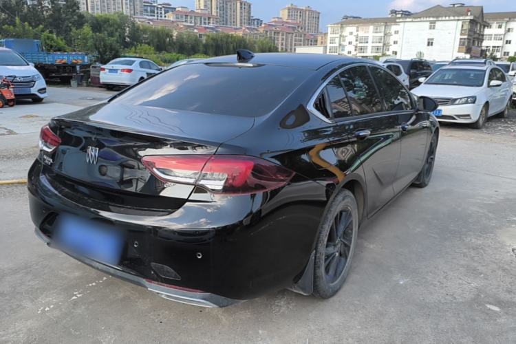 Used Buick Regal 2024 25T Deluxe Edition Rear Right 45 Deg