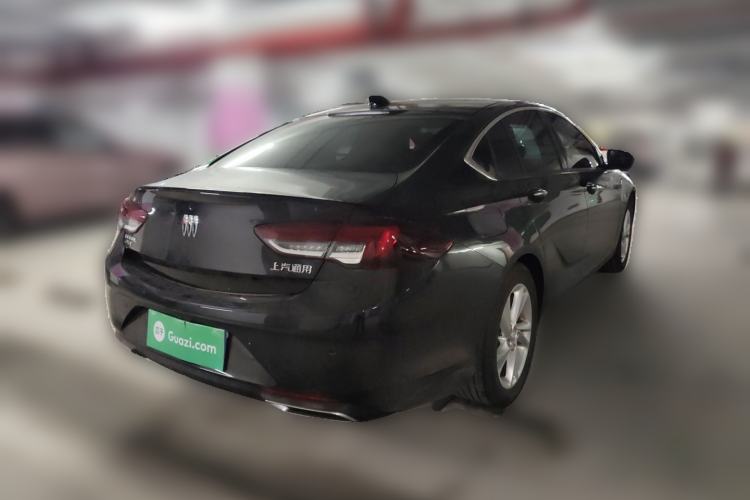 Used Buick Regal 2024 25T Deluxe Edition Rear Right 45 Deg