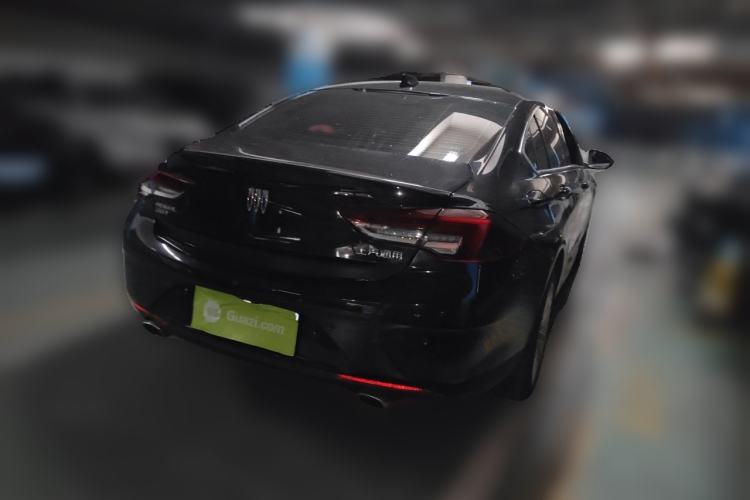 Used Buick Regal 2024 28T Luxury Edition Rear Right 45 Deg