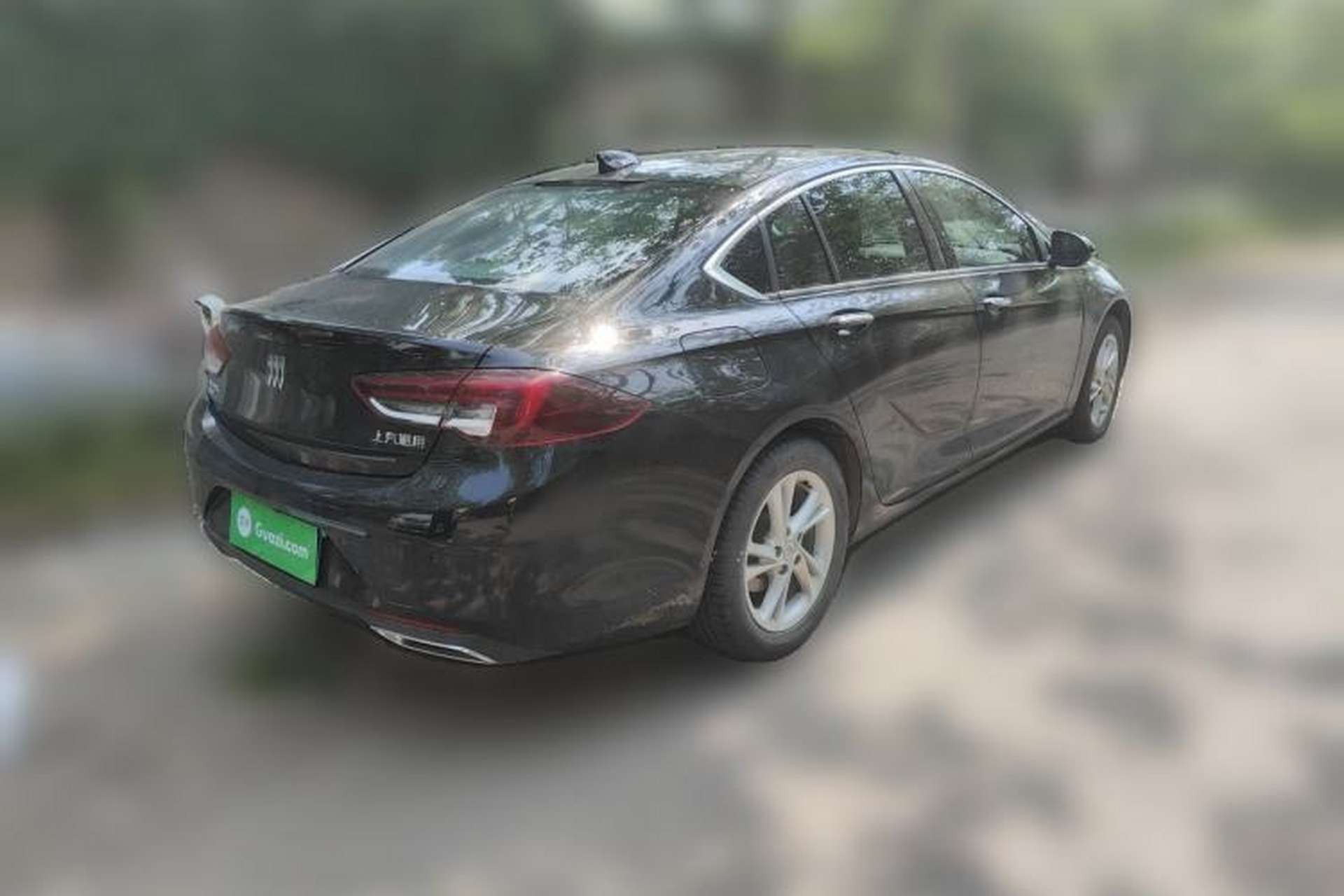 Used Buick Regal 2024 25T Deluxe Edition Rear Right 45 Deg