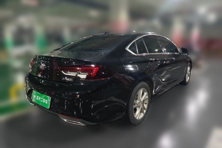 Used Buick Regal 2024 25T Deluxe Edition Rear Right 45 Deg