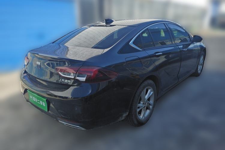 Used Buick Regal 2024 25T Deluxe Edition Rear Right 45 Deg