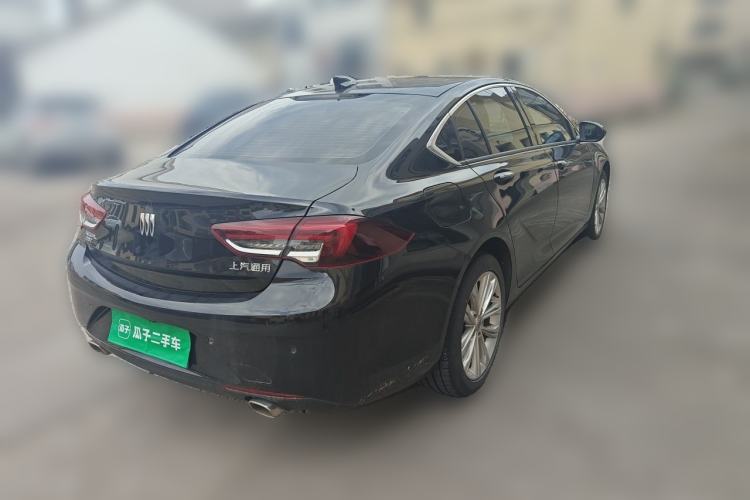 Used Buick Regal 2024 28T Luxury Edition Rear Right 45 Deg