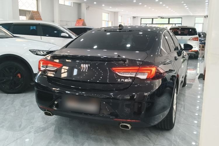 Used Buick Regal 2024 28T Luxury Edition Rear Right 45 Deg