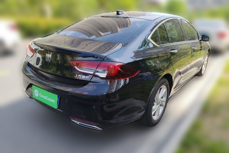 Used Buick Regal 2024 25T Deluxe Edition Rear Right 45 Deg