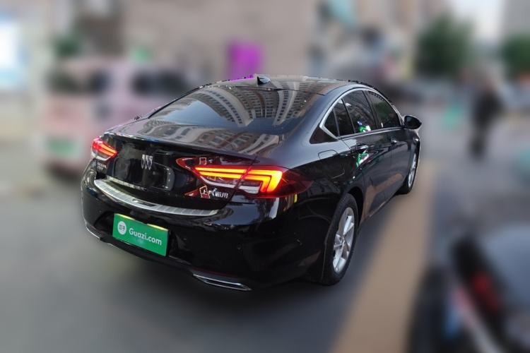 Used Buick Regal 2024 25T Deluxe Edition Rear Right 45 Deg