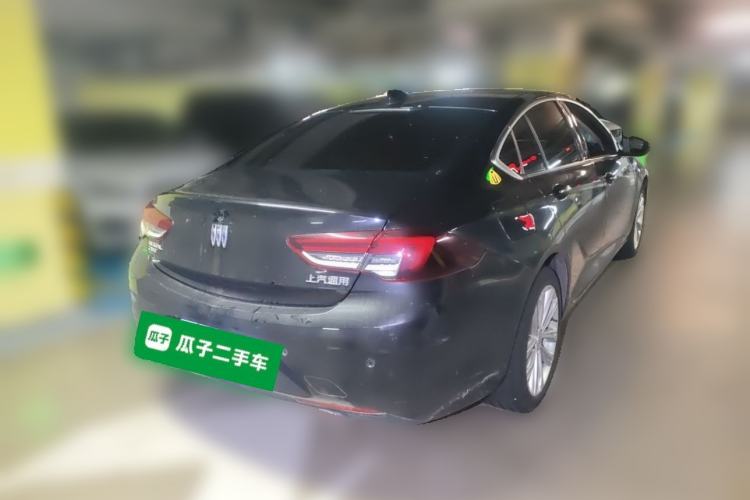 Used Buick Regal 2024 28T Luxury Edition Rear Right 45 Deg