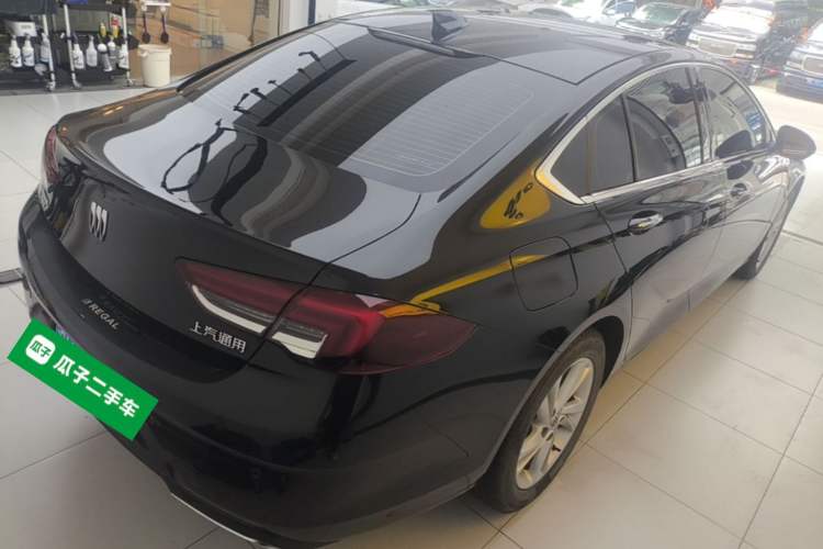Used Buick Regal 2024 25T Deluxe Edition Rear Right 45 Deg