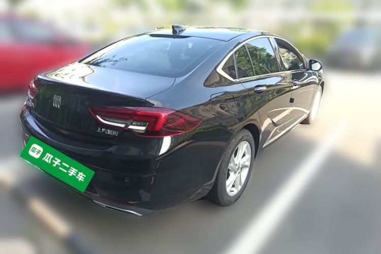 Used Buick Regal 2024 25T Deluxe Edition Rear Right 45 Deg