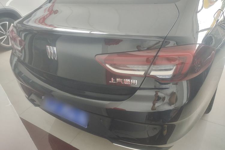 Used Buick Regal 2024 25T Deluxe Edition Rear