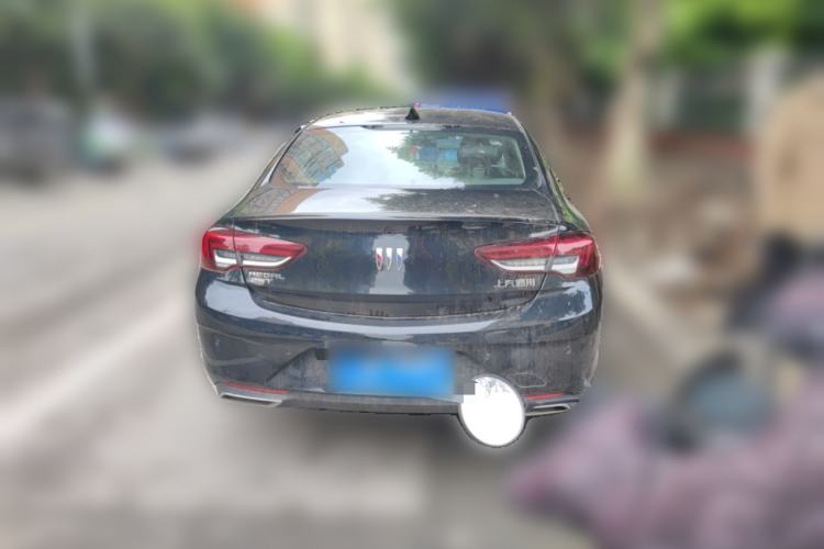 Used Buick Regal 2024 25T Deluxe Edition Rear