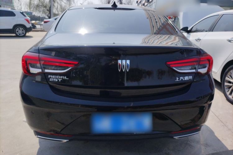 Used Buick Regal 2024 25T Deluxe Edition Rear