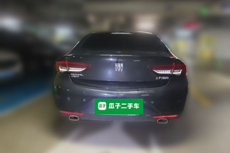 Used Buick Regal 2024 28T Luxury Edition Rear