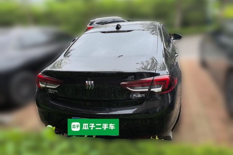Used Buick Regal 2024 28T Luxury Edition Rear