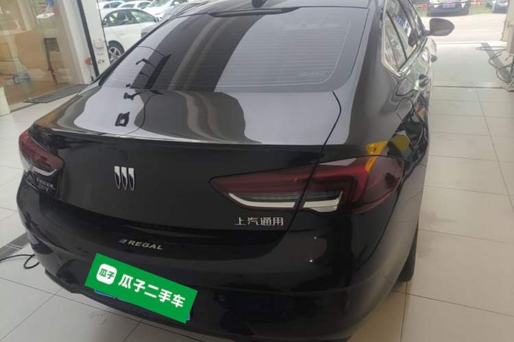 Used Buick Regal 2024 25T Deluxe Edition Rear