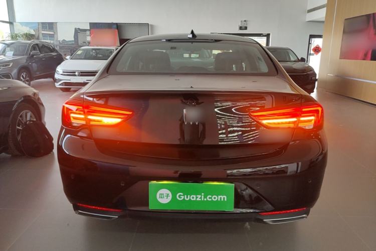 Used Buick Regal 2024 25T Deluxe Edition Rear