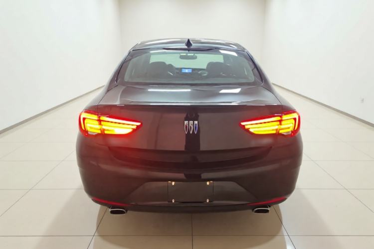 Used Buick Regal 2024 28T Luxury Edition Rear