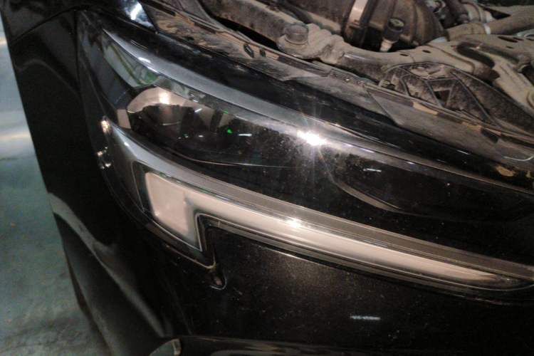 Used Buick Regal 2024 25T Deluxe Edition Right Front Headlight