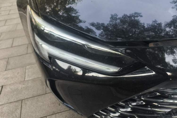 Used Buick Regal 2024 28T Luxury Edition Right Front Headlight