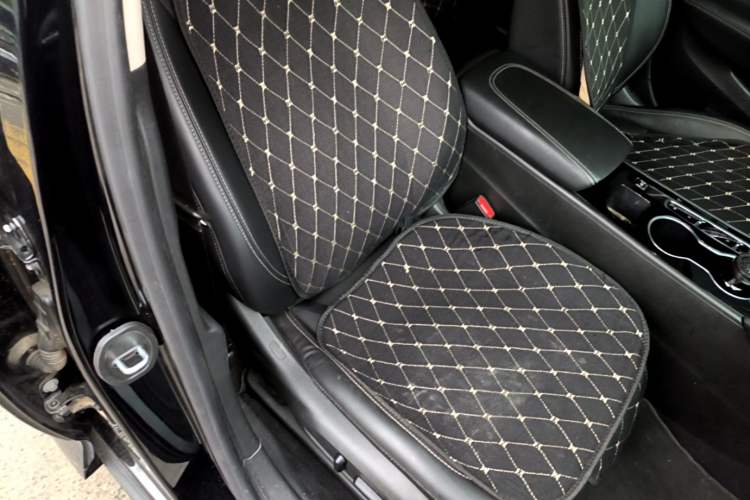 Used Buick Regal 2024 25T Deluxe Edition Right Front Seat