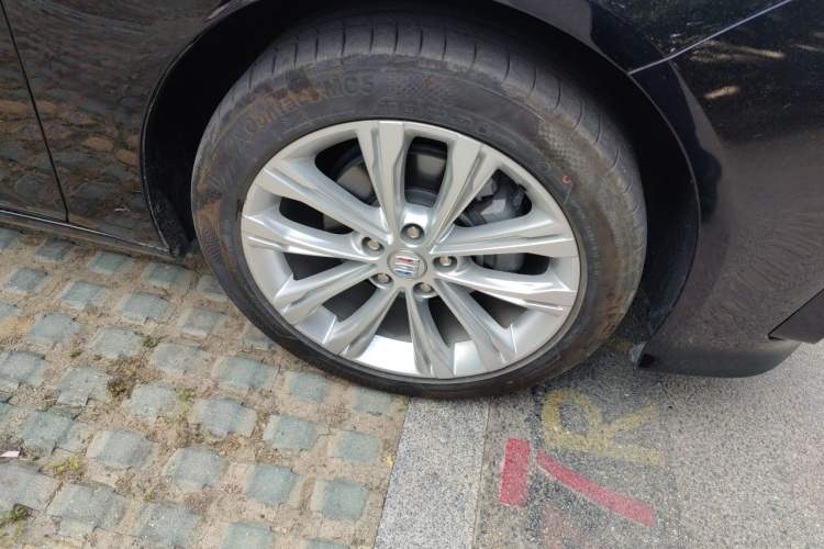 Used Buick Regal 2024 28T Luxury Edition Right Front Wheel Hub