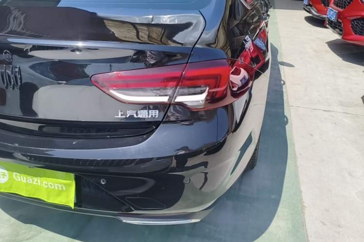 Used Buick Regal 2024 25T Deluxe Edition Right Rear Taillight