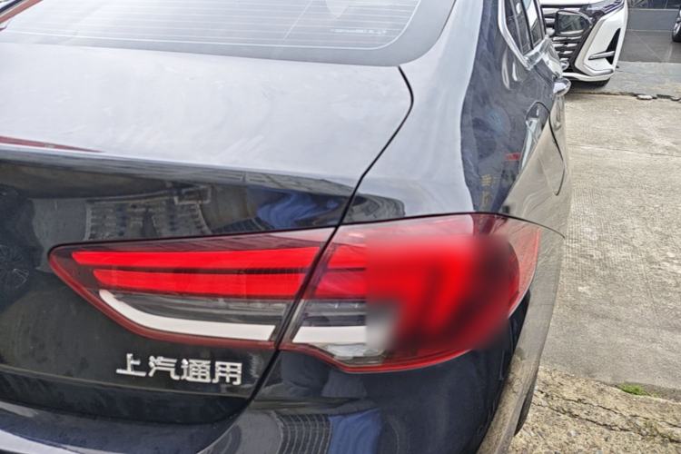 Used Buick Regal 2024 25T Deluxe Edition Right Rear Taillight