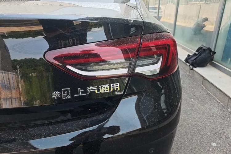 Used Buick Regal 2024 25T Deluxe Edition Right Rear Taillight