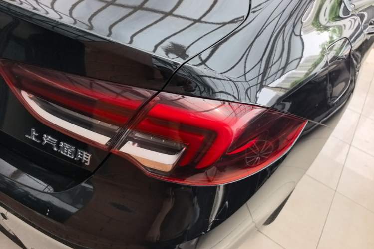 Used Buick Regal 2024 25T Deluxe Edition Right Rear Taillight