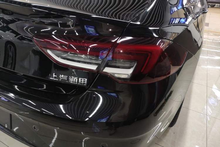 Used Buick Regal 2024 25T Deluxe Edition Right Rear Taillight