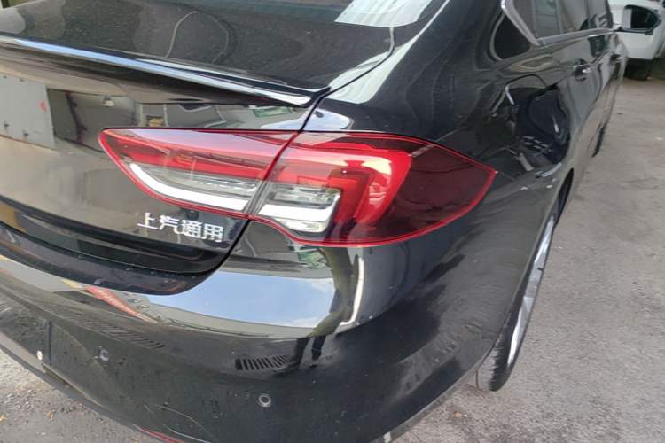 Used Buick Regal 2024 28T Luxury Edition Right Rear Taillight