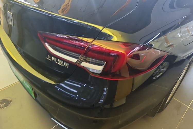 Used Buick Regal 2024 25T Deluxe Edition Right Rear Taillight