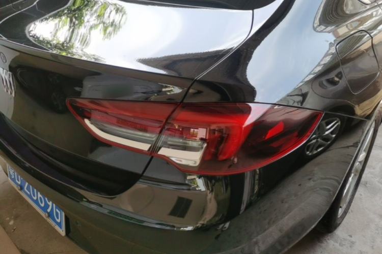 Used Buick Regal 2024 25T Deluxe Edition Right Rear Taillight