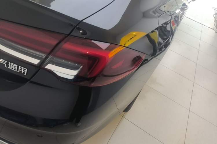 Used Buick Regal 2024 25T Deluxe Edition Right Rear Taillight