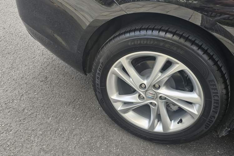 Used Buick Regal 2024 25T Deluxe Edition Right Rear Wheel Hub