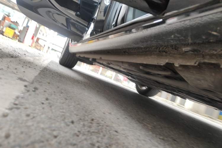 Used Buick Regal 2024 25T Deluxe Edition Right Side Sill