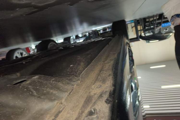 Used Buick Regal 2024 28T Luxury Edition Right Side Sill