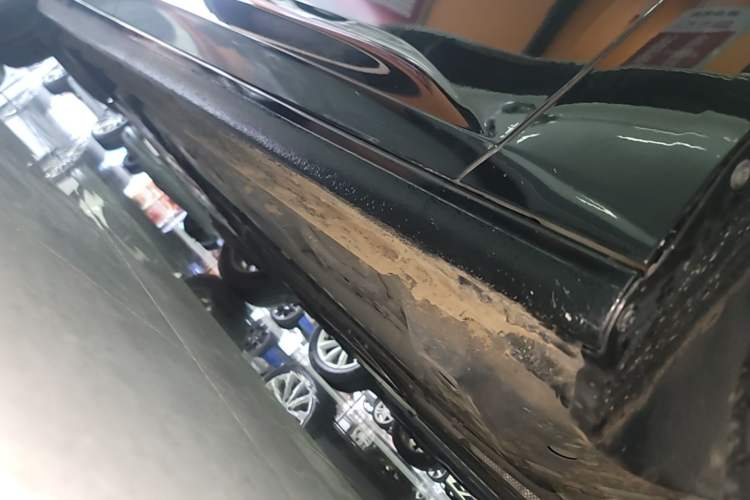 Used Buick Regal 2024 25T Deluxe Edition Right Side Sill