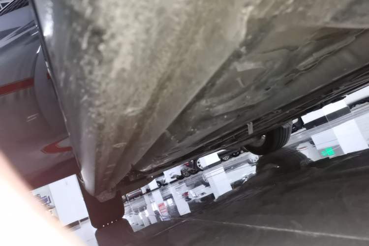 Used Buick Regal 2024 25T Deluxe Edition Right Side Sill