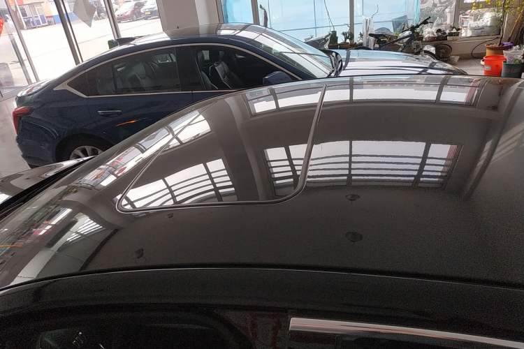 Used Buick Regal 2024 28T Luxury Edition Roof