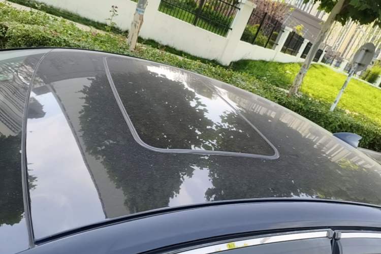 Used Buick Regal 2024 25T Deluxe Edition Roof