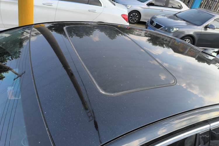Used Buick Regal 2024 25T Deluxe Edition Roof
