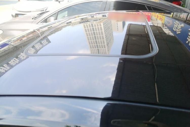 Used Buick Regal 2024 25T Deluxe Edition Roof