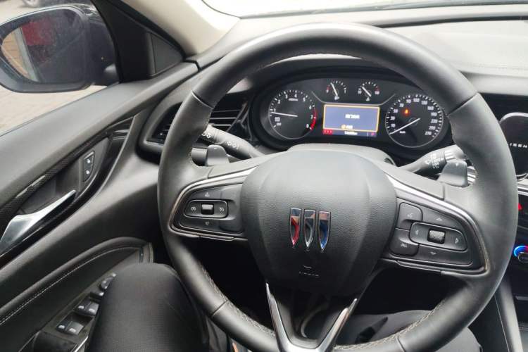 Used Buick Regal 2024 25T Deluxe Edition Steering Wheel