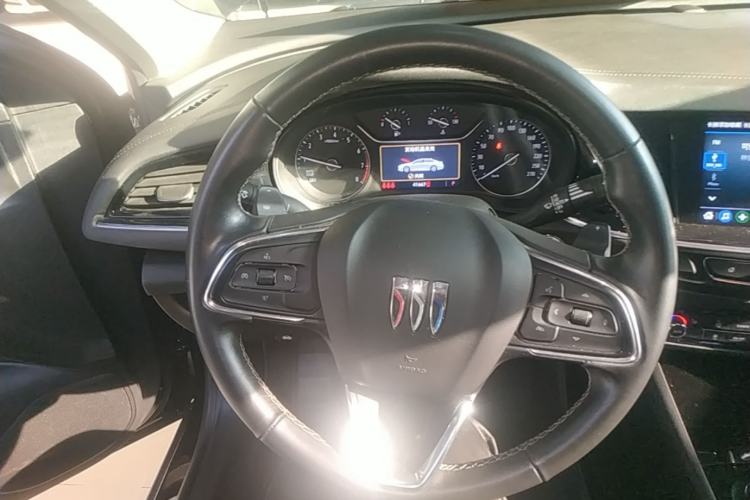 Used Buick Regal 2024 25T Deluxe Edition Steering Wheel