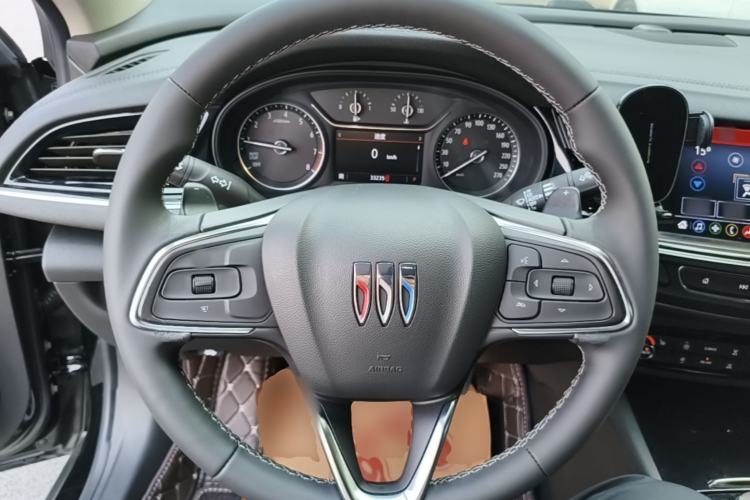Used Buick Regal 2024 25T Deluxe Edition Steering Wheel