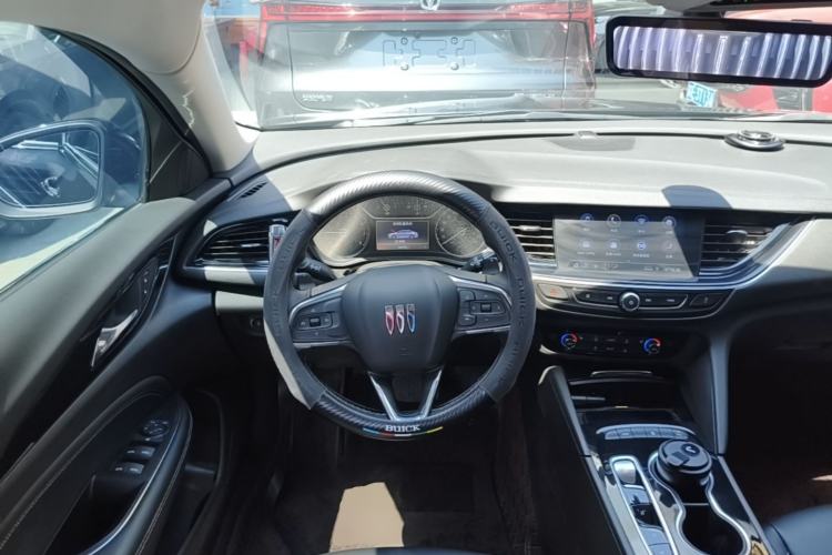 Used Buick Regal 2024 25T Deluxe Edition Steering Wheel