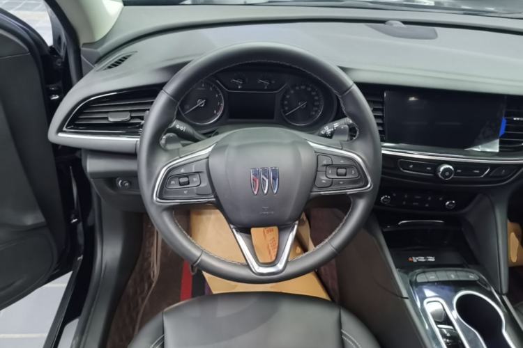 Used Buick Regal 2024 25T Deluxe Edition Steering Wheel