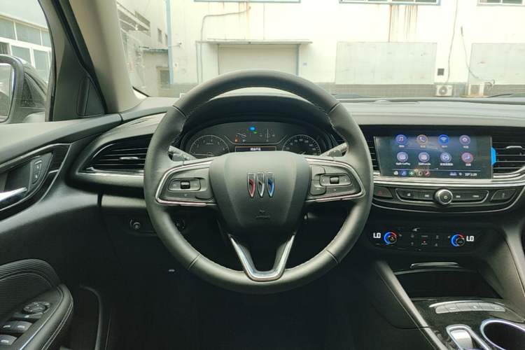 Used Buick Regal 2024 Revised 25T Ultra-Comfort Edition Steering Wheel